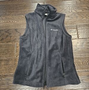 Columbia Fleece Vest, Size XS, Black,